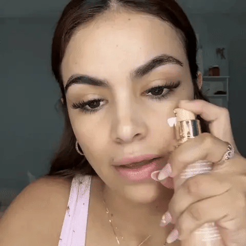 Lumina: Base de maquilhagem hidratante 4 em 1